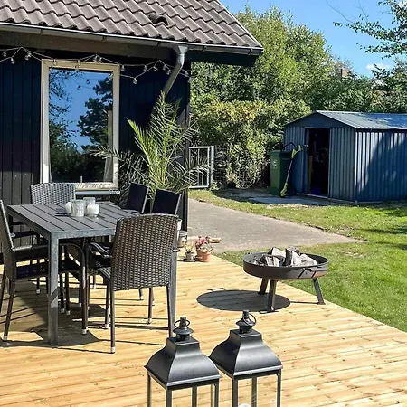 別荘 4 Star In Logstor