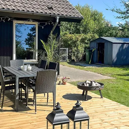 4 Star In Logstor 別荘