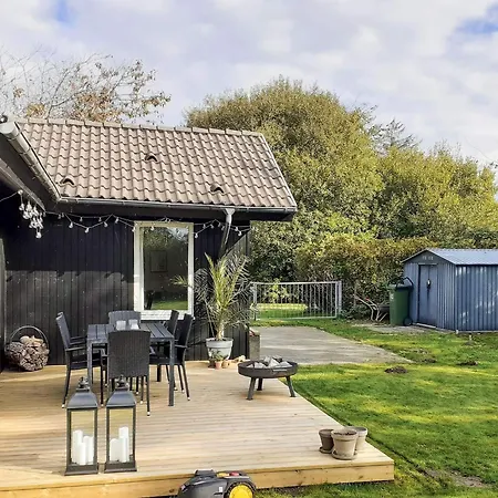 別荘 4 Star In Logstor トラン